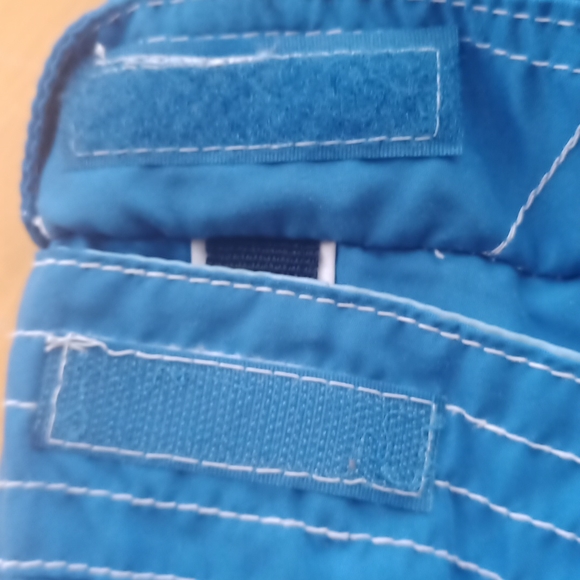 Medium Ocean Pacific black stripe blue swim trunks - Picture 11 of 12